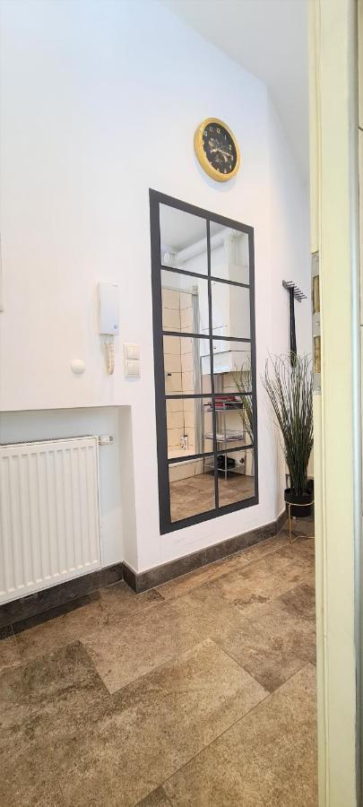 Wiener Buddha Style Flat With Inner Garden- Marzstrasse City Apartments エクステリア 写真