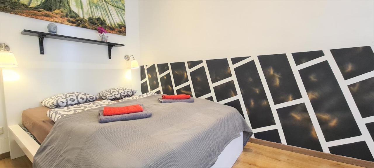 Wiener Buddha Style Flat With Inner Garden- Marzstrasse City Apartments エクステリア 写真